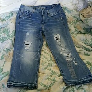 American Eagle Artist Crop Distressed Jeans - NWT